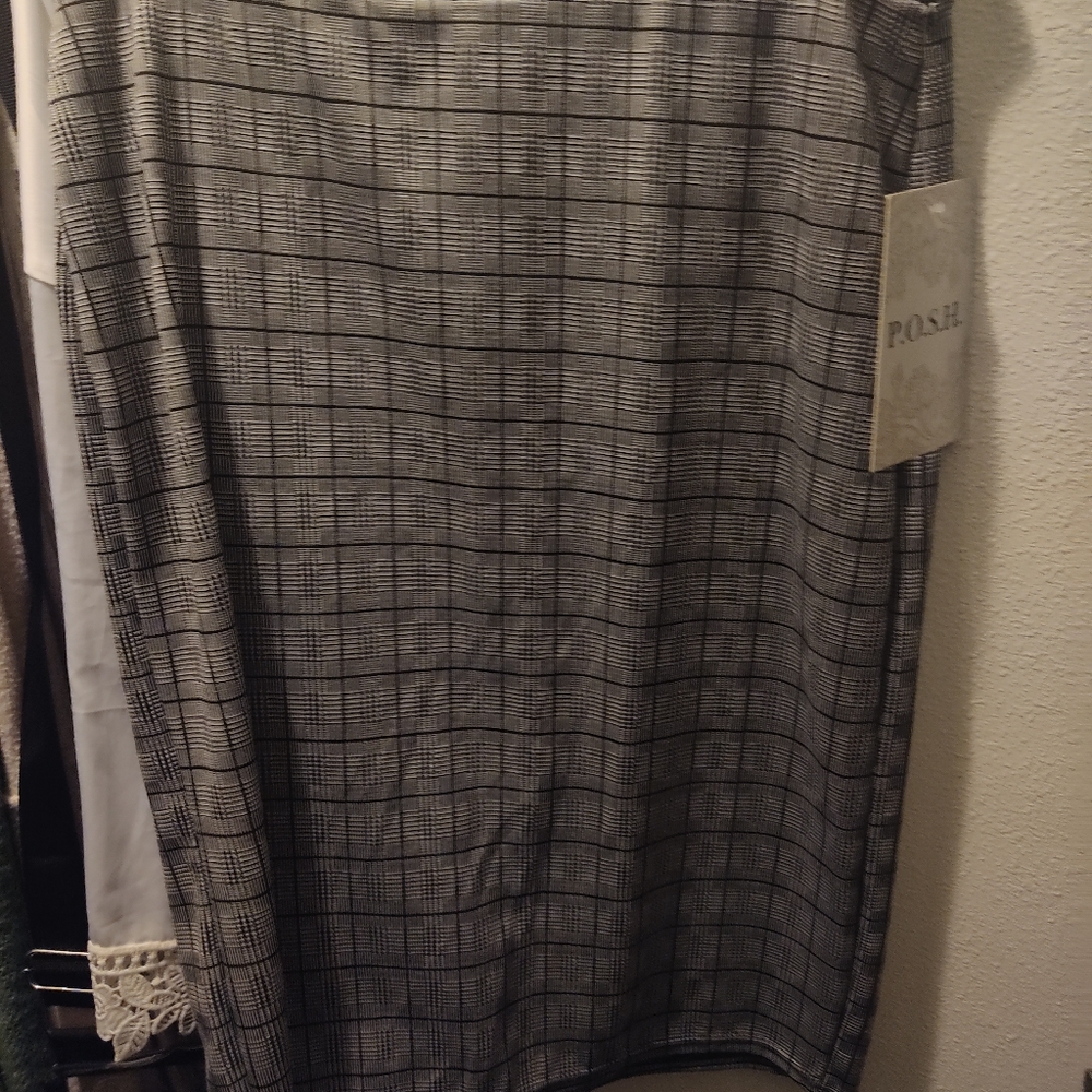 Skirt.  Snug fit.